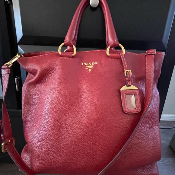 Prada Red Large Vitello Phenix Leather Shopper, 2-way shoulder bag, EUC - Picture 3 of 14